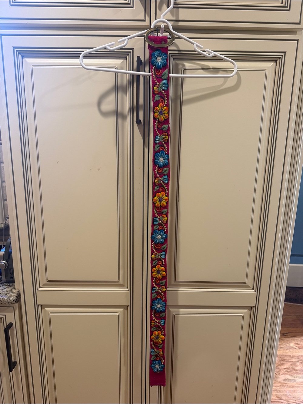 Embroidered floral belt